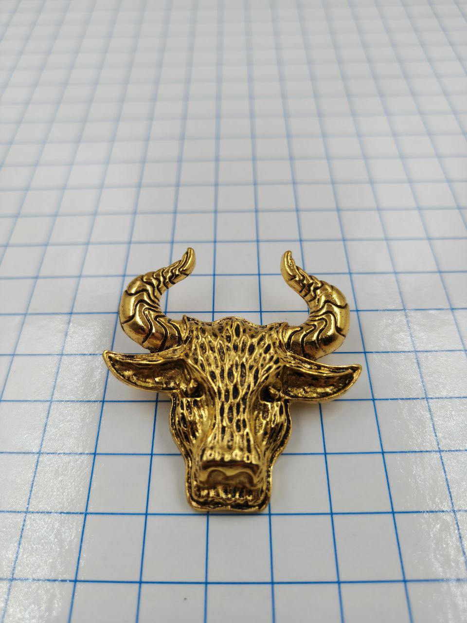 №a4047 Брошь Золотой Телец