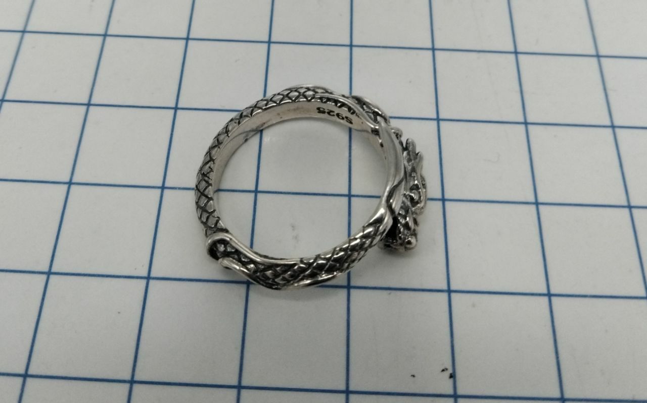 №a4036 Кольцо Дракон серебро